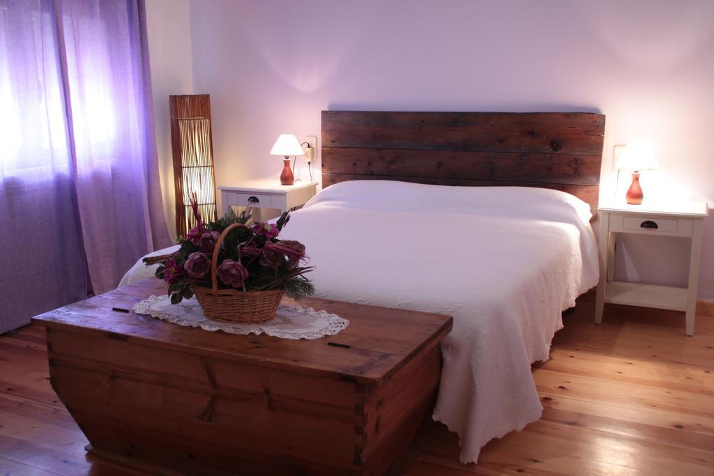 La Casa De La Estacion Hotel Sarrión Стая снимка