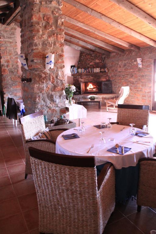 La Casa De La Estacion Hotel Sarrión Екстериор снимка